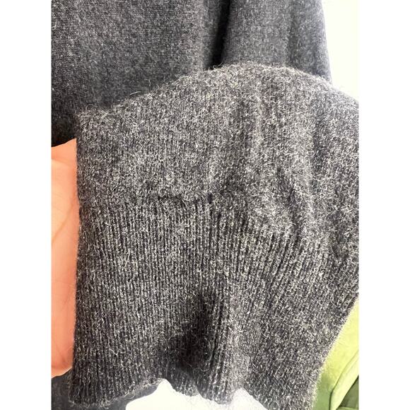 Joseph & Lyman Men’s Minimalist Cashmere Turtleneck Sweater Gray - Picture 7 of 9